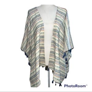 D & Y Aztec Open Front Shawl Tassel Detail O/S